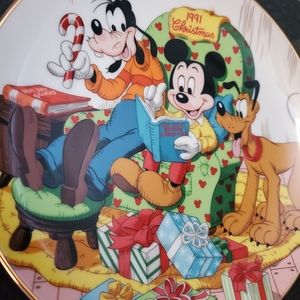 Disney collectors plate.